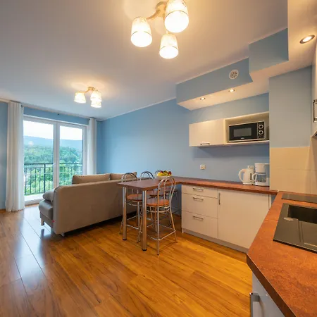 Apartment Rentplanet- Poezja - Dworcowa Szklarska Poreba