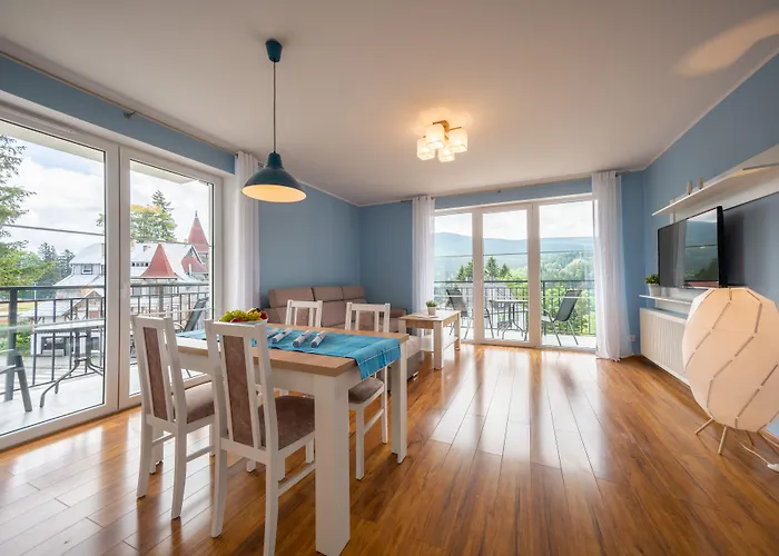 Апартаменти Rentplanet- Poezja - Dworcowa *